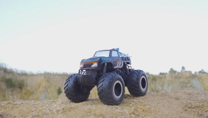 Carox ラジコン 水陸両用 4wd 防水 オフロード-ラジコンカー 子供向け 衝突防止 360°超信地旋回- バッテリー2個付き SDGs エスディージーズ 子供/学生向けにプレゼント 日本語取説 OX33